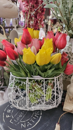 Biela umelá kytica tulipánov 25cm