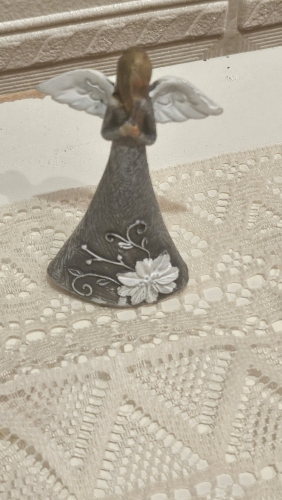 Anjel modlitba, sivý- 8,5cm