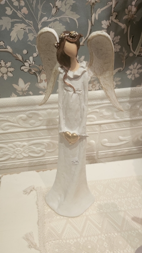 Anjel s čelenkou, zlaté srdiečko, 29cm 