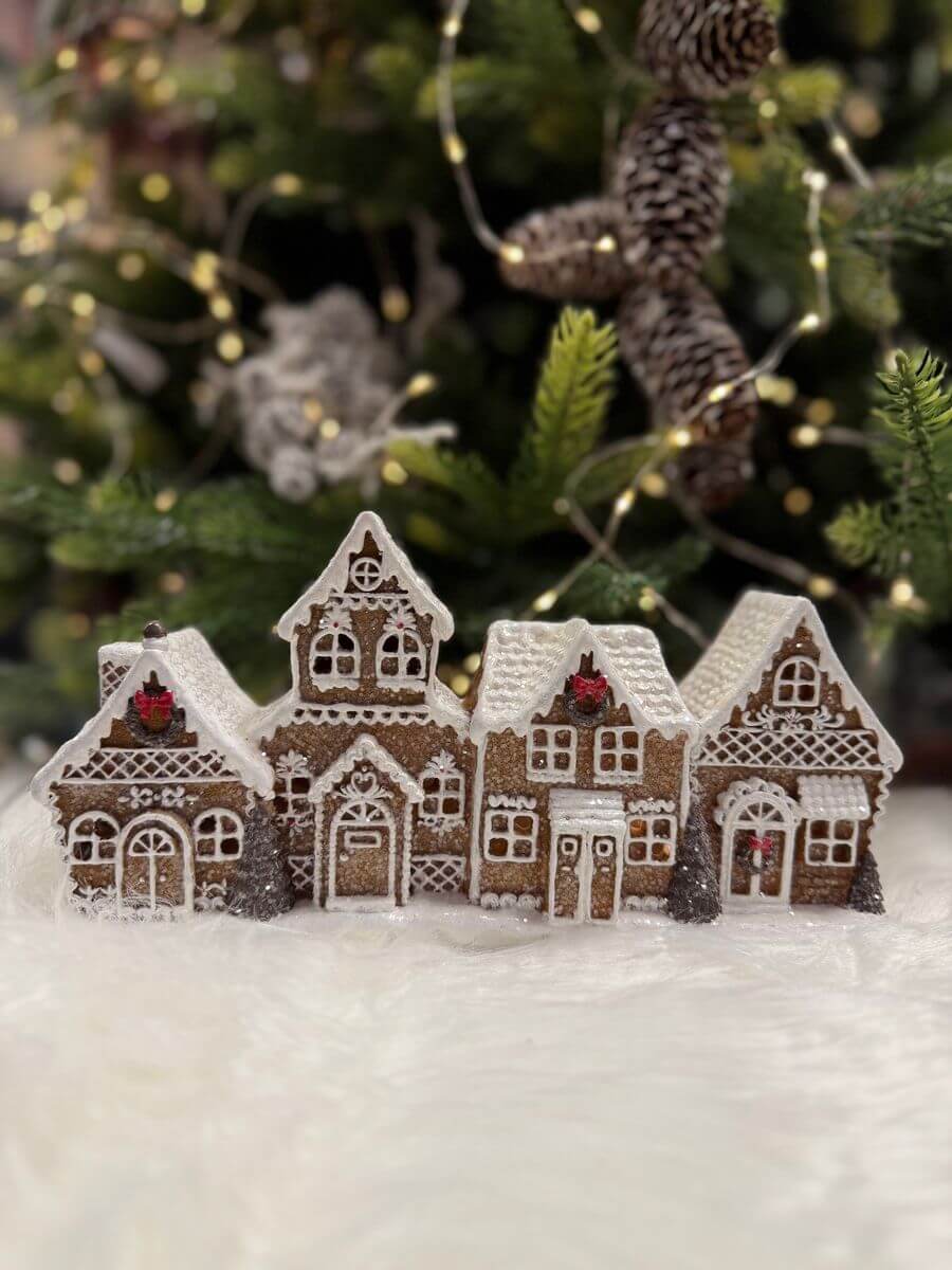 Svietiaca perníková dedinka 24cm