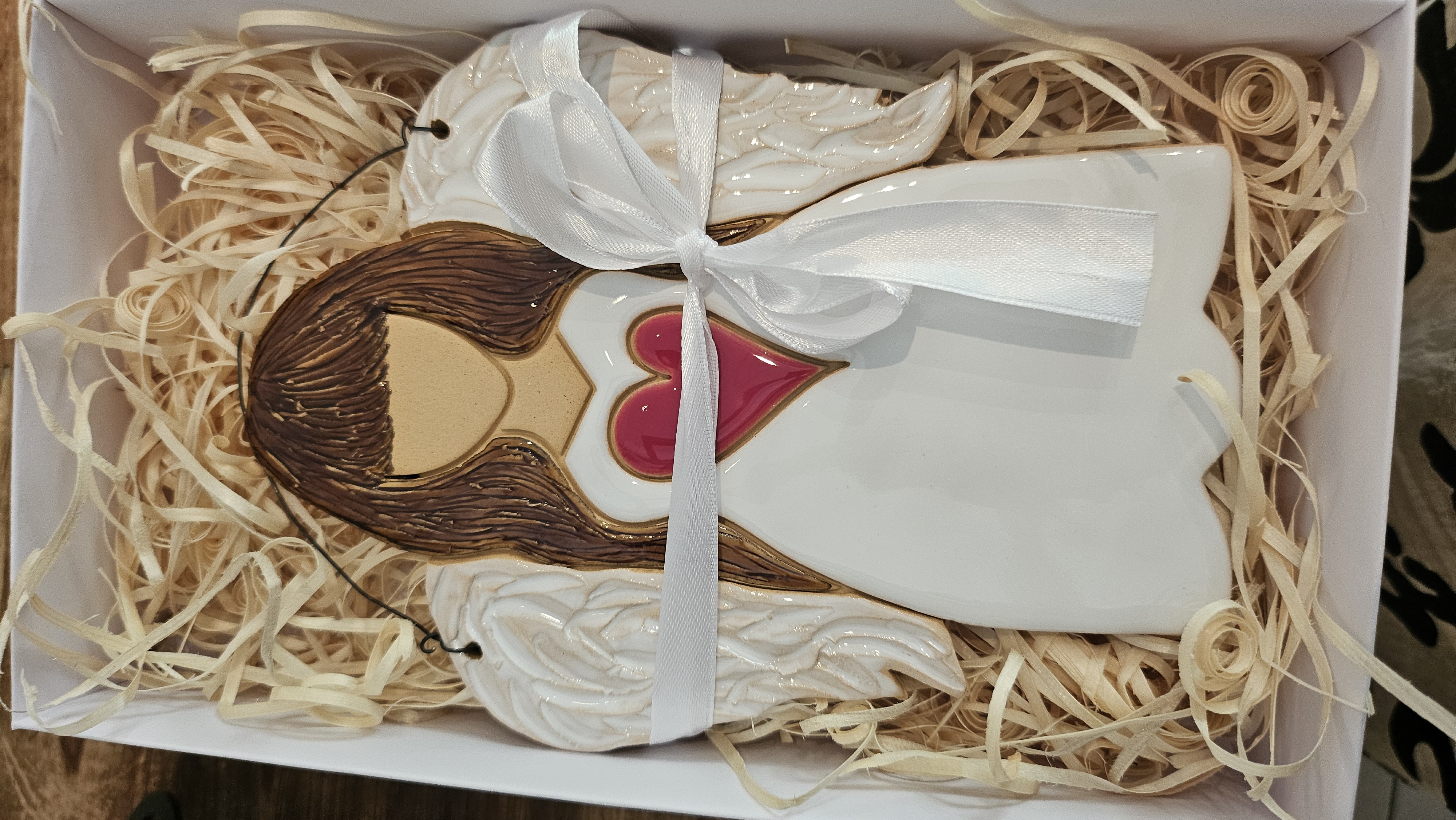 Anjel 20cm- červené srdce 