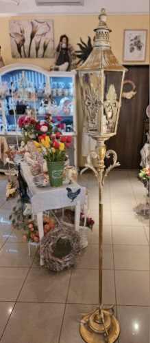Kovová záhradná lampa 1,90 m - zlatá patina 